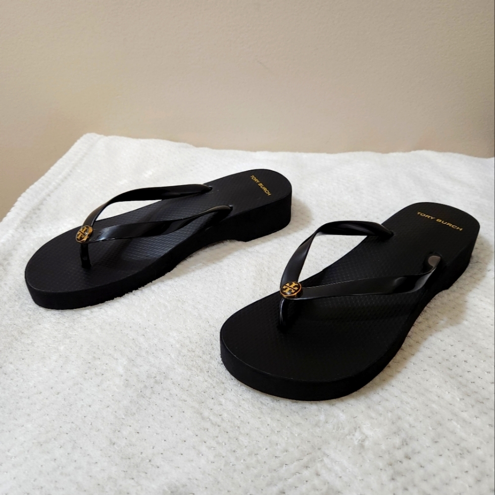 Tory Burch Logo Platform Thong flip flops NWOT